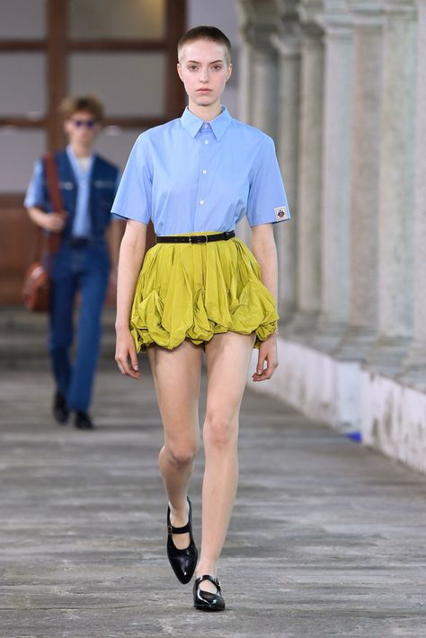 Bally RTW Spring 2024 [PHOTOS] High Fashion Runway, Fashion Runway Show, Draping Fashion, Brand Concept, Runway Dresses, Spring 2024, Dress Brands, Runway Fashion, Fashion News