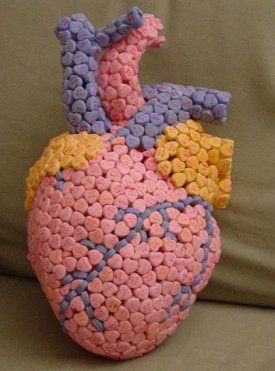 Dishfunctional Designs: Conversation Heart Art @ashleywebb14 this would be a good Valentine decoration for you! Anatomically Correct Heart, Heart Project, Valentines Candy, Heart Model, Repurposed Art, Food Sculpture, Heart Projects, Candy Art, Conversation Hearts