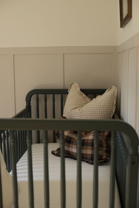 An old favorite in a modern finish, we love how @louellareese styled the Liberty Crib in Forest Green. Pair it with warm browns and beiges for the perfect natural palette. Beadboard Nursery, Farmhouse Nursery Ideas, Modern Farmhouse Nursery, European Farmhouse Style, Green Crib, Brown Crib, Baby Bedroom Ideas, Windows Black, Nursery Guest Room