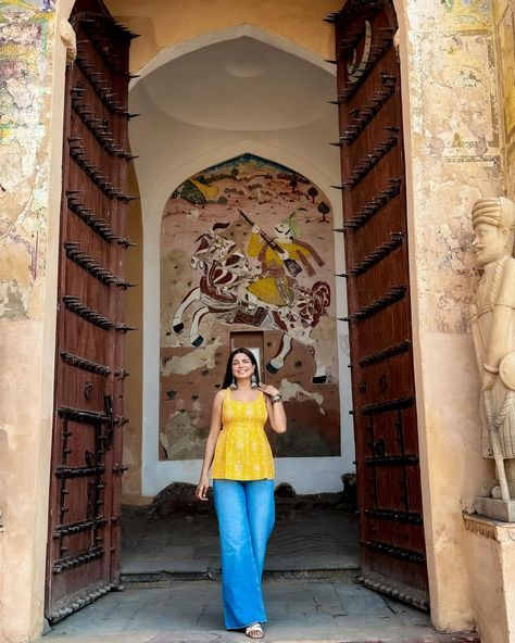 New Love Unlocked 🔓 🫶🏻 📌Neemrana Btw, someone in the last post mentioned Kurti and Denim is a Vibe, I couldn’t agree more.✨🫶🏻 Btw, need Kurti links? Drop a comment “LINK” ___________ #kirankhokhar #stylingtips #kurtistyle #neemranafort #hotelsoftheworld #stylinginspiration #indianwear #kurtifashion How to style a Kurti, Kurti Outfit Ideas, short Kurti styling, Kurti and denim styling inspiration, summer outfit Inspiration Short Kurti Styling, Kurti Outfit Ideas, Outfit Ideas Short, Kurti Styling, Kurti Outfit, Denim Kurti, Denim Styling, Kurti Style, Short Kurti