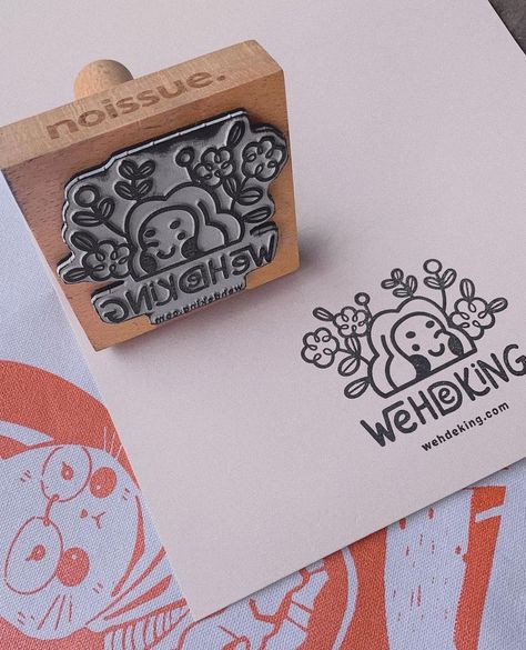 Small Business Stamp Packaging, Small Business Stamp Ideas, Small Business Branding Design, Stamp Packaging Design, Logo Stamp Design Ideas, Artist Small Business, Brand Stamp Design, Small Business Art Ideas, Cute Business Packaging Ideas