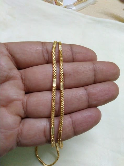 Daily Use Chain Gold, Chains Designs For Men, Men Neck Chain Designs Gold, Neck Chain For Men Gold, Gold Chain Designs For Men Indian, Magalasutra Designs Gold Simple, Mens Chains Gold For Men, Gold Chains For Men Indian, Gold Neck Chains For Men