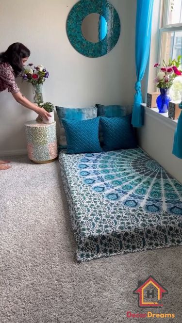 Room Decor Ideas Without Bed, Simple Aesthetic Home Decor, Simple Indian Home Decor, Easy Bedroom Makeover Ideas, 1rk Room Decor Indian, Small Indian Room Decor, Easy Bedroom Diy, Bedroom Ideas For Small Rooms For Adults Diy Creative Crafts, Aesthetic Room Decor Ideas Low Budget