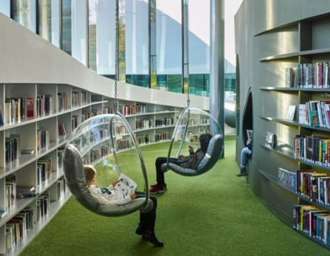 Reading bubbles in a public #library in Thionville, France Futuristic Library, Library Seating, Public Library Design, Library Design Ideas, School Library Design, Library Cafe, Library Project, Future Library, Library Interior