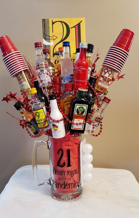 Beer Pong Gift Basket, 21st Gifts For Boyfriend, Birthday Alcohol Ideas, 21 Bouquet Birthday, 21st Birthday Alcohol Ideas, 21st Birthday Mini Bottle Bouquet, 21st Birthday Mini Bottle Ideas, 21st Birthday Bouquet Alcohol, Shot Bottle Gift Ideas