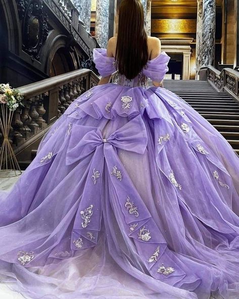 Quince Modern Dresses, Purple Cinderella Dress, Puffy Dresses Purple, Lavender Quinceanera Dresses With Sleeves, Purple Tulle Ball Gown, Layered Quince Dress, Big Purple Quinceanera Dresses, Quince Dresses With Puffy Sleeves, Princess Ball Gowns Purple