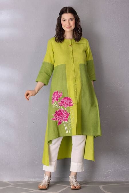 Buy Green Cotton Linen Embroidered Placed Lotus Pattern Tunic With Pant For Women by Tanu Malhotra Online at Aza Fashions. Lotus Applique, Simple Tunic Dress, Office Wear Women Work Outfits, Tassels Fashion Clothing, Tunic With Pants, Lotus Pattern, Stylish Tops For Women, Designer Kurti Patterns, Kurti Patterns