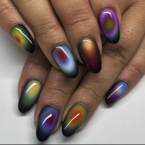 Almond Cool Nails, Radiohead Nails, Labradorite Nails, Each Nail Different Design, Trash Nails, Beyonce Nails Inspiration, Mood Ring Nails, Short Funky Nail Designs, Aura Almond Nails