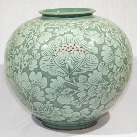 Korean Decor, Korean Celadon, Korean Ceramics, Korean Pottery, Large Ceramic Vase, Korean Painting, Painted Plant Pots, Ceramics Inspiration, Vases For Sale