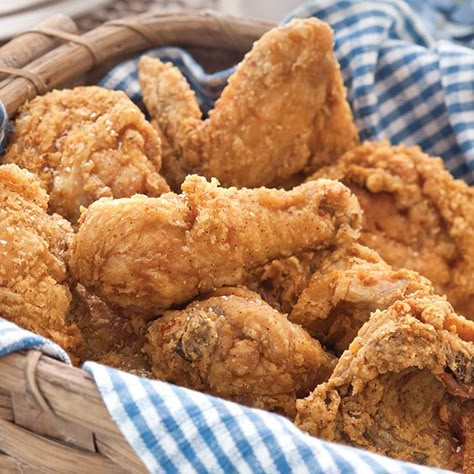 “My family loves it when we get together for a meal, especially when fried chicken is involved!” — Paula Spicy Chicken Tenders, Buttermilk Fried Chicken, Fried Chicken Recipe, Crispy Fried Chicken, Comfort Food Southern, Fried Chicken Recipes, Chicken Meals, Food Picks, Best Comfort Food