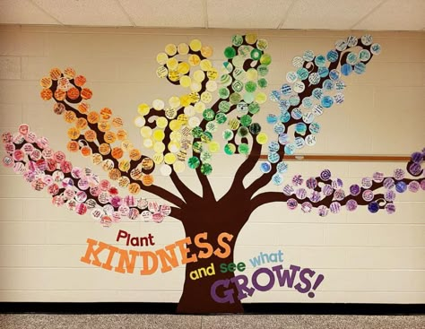 15 Unique & Adorable Ways to Celebrate Kindness in Your Classroom Kindness Tree, Kindness Board, Summer Reading 2023, Bulletin Board Tree, Kindness Bulletin Board, Kindness Club, Elementary Bulletin Boards, Kindness Week, Work Bulletin Boards