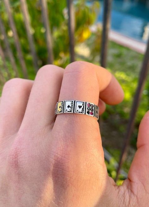 Card Ring, Streetwear Jewelry, Edgy Jewelry, Womens Ring, Jewelry Accessories Ideas, Dope Jewelry, Ring Mens, Funky Jewelry, Mens Ring