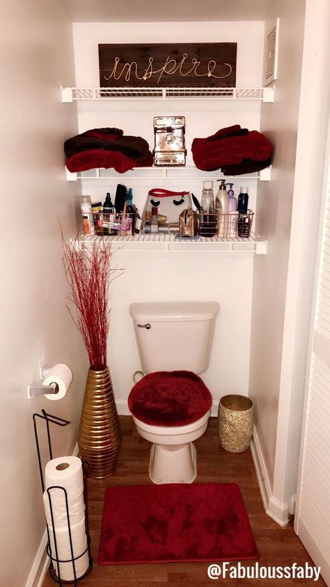 ♡ @xclusivejay. ♡ || #bathroom #decor #ross #red #gold #ideas #decorations #college #cute #inspire #glitter #inspo #bathroominspo #home #housedecor Red Bathroom Decor, Paint Bathroom, Simple Bathroom Remodel, Cheap Bathroom Remodel, Narrow Bathroom, Old Bathroom, First Apartment Decorating, Cheap Bathrooms, Restroom Decor