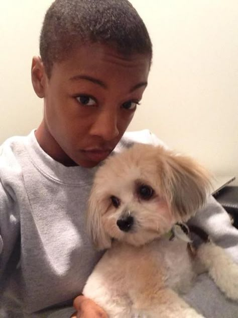 Samira Wiley Poussey, Oitnb Memes, Poussey Washington, Oitnb Cast, Samira Wiley, Geek Jewelry, Marvel Photo, Average Person, Black Characters