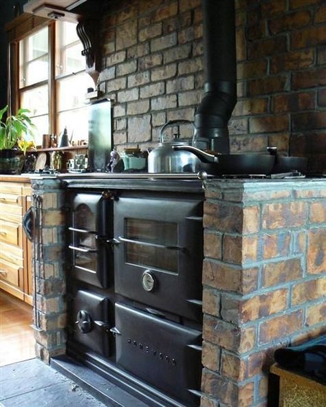 Stove Surround, Antique Wood Stove, Modern Stoves, Wood Stove Cooking, Wood Stove Fireplace, Witch Cottage, Cast Iron Stove, Cabin Kitchens, Kitchen Stove