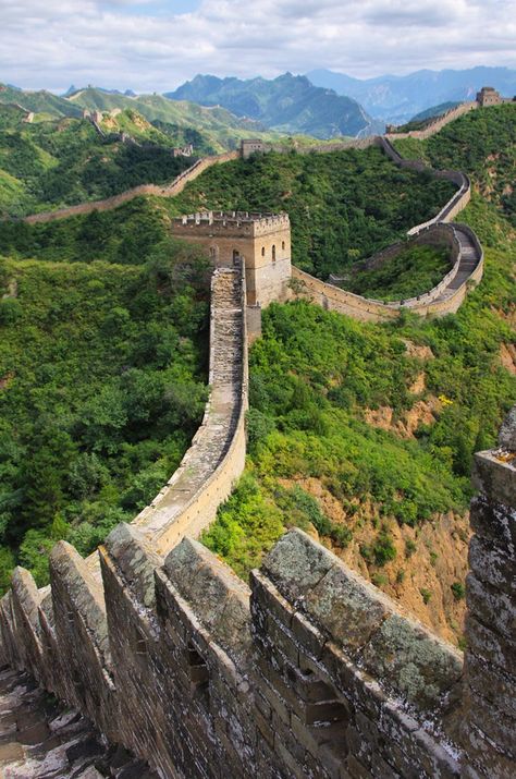 56 Incredible UNESCO World Heritage Sites You Must See Chinese Wall, Spring Semester, Great Wall Of China, China Travel, Great Wall, Famous Places, To The, Countries Of The World, Unesco World Heritage Site