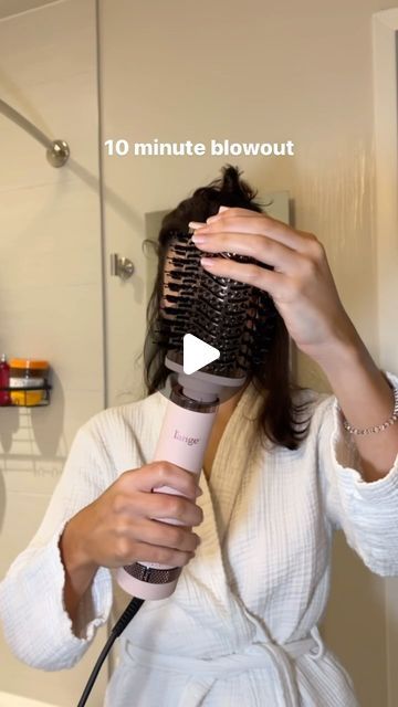 Devin Raimo on Instagram: "how i do my lazy girl 10 minute blowout🔥 brush is from @langehair - linked in my bio!" Blowout With Blowdry Brush, Blowout With Blow Dryer, Lange Le Volume Brush Tutorial, Blowout With Revlon Brush, Blowout Brush Tutorial, How To Do Blowout Hair, Diy Blowout Hair At Home, How To Do A Blowout, Revlon Blowout