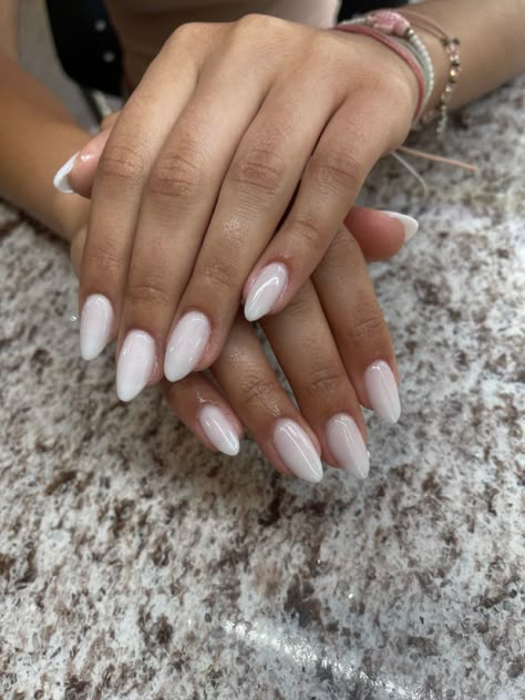 Paznokcie Hello Kitty, Purple Nail Looks, Classy Almond Nails, Trendy Almond Nails, White Almond Nails, Kutek Disney, Pilates Girl, White Gel Nails, Milky Nails