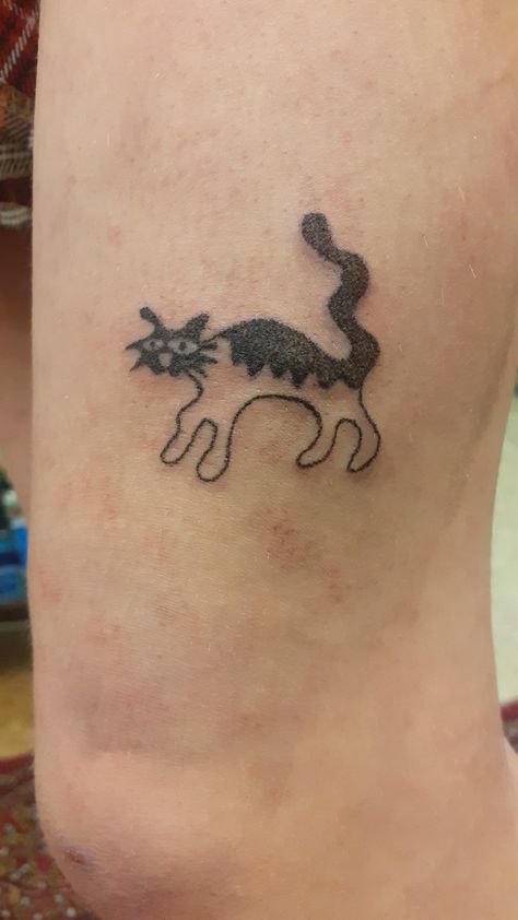 Gothic Stick And Poke Tattoo, Skunk Tattoo Simple, Weird Cat Tattoo, Moth Stick And Poke, Cat Stick And Poke, Pill Bug Tattoo, Stick And Poke Hand Tattoos, Weird Small Tattoos, Tofu Tattoo