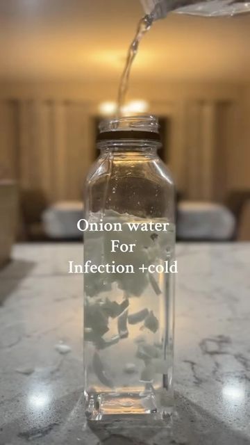 Onion Water, Natural Cough Syrup, Holistic Diet, Health Guru, Feeling Under The Weather, Under The Weather, Natural Antibiotics, Holistic Remedies, Natural Cough Remedies