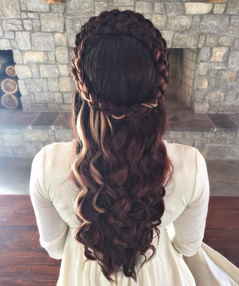 “You look positively medieval!  #HairByPelerossi  #maiden #princesshair #medieval #medievalhair #renaissance #renaissancehair #braid #braids #braided…” Emma Darcy, House Baratheon, Historical Hairstyles, Medieval Hairstyles, Halo Hair, Hair Dos, Half Up, Down Hairstyles, Hair Colors