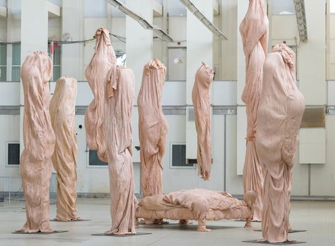 bart hess manipulates pink latex to resemble wrinkled human skin in grotto installation | Netfloor USA Bart Hess, Skin Model, Uncanny Valley, 카드 디자인, Glow Skin, Wrinkled Skin, A Level Art, Sculpture Installation, Dutch Design