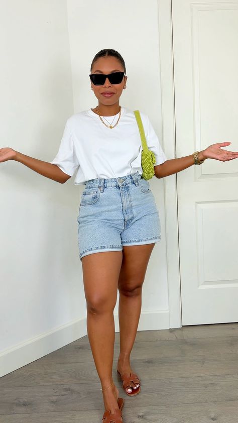 Outfit Idea For Vacation, Comfy Fair Outfits, Chic Denim Shorts Outfit, Chic Resort Wear For Women, Summer Woman Outfits, Bad And Bougie Outfits, Black Woman Casual Outfits, Everyday Outfits Summer 2024, La Outfit Ideas Summer