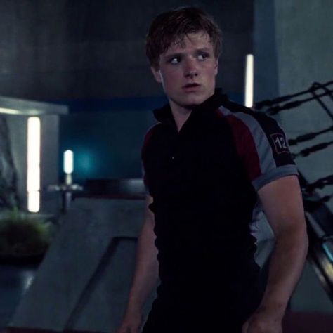 Hunger Games Josh Hutcherson, Team Peeta, Sean Anderson, Hunger Games Peeta, Hunter Games, Hunger Games 3, Peeta Mellark, Baking Bread, Josh Hutcherson