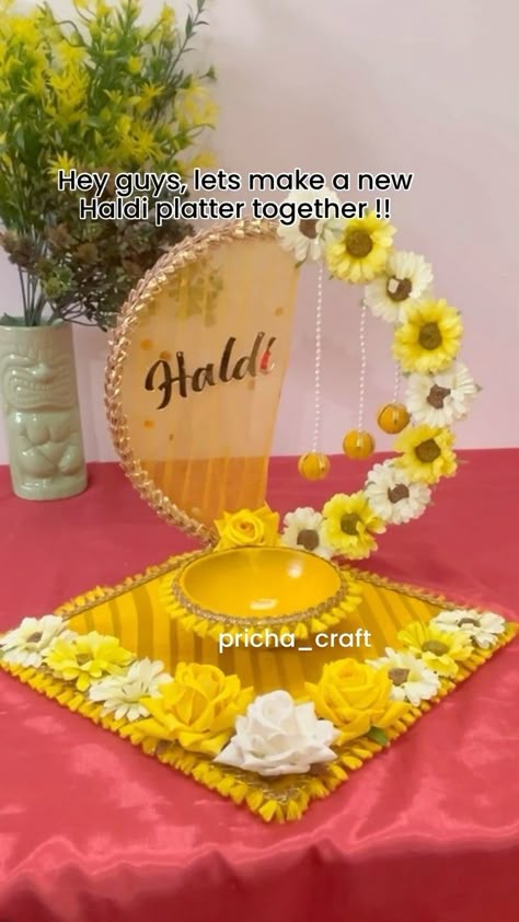 PRICHA | Day 8/30 New haldi platter in affordable range !! DM to order !! Whatsapp at 8887583137 !! . . . #HaldiCelebration #CustomCreation… | Instagram Haldi Mehandi Platter, Diy For Haldi Decoration, Resin Haldi Platter, Haldi Hampers, Diy Haldi Platter, Haldi Dish Decoration Ideas, Haldi Platter Ideas, Haldi Thali Decoration Ideas, Haldi Platter Decoration