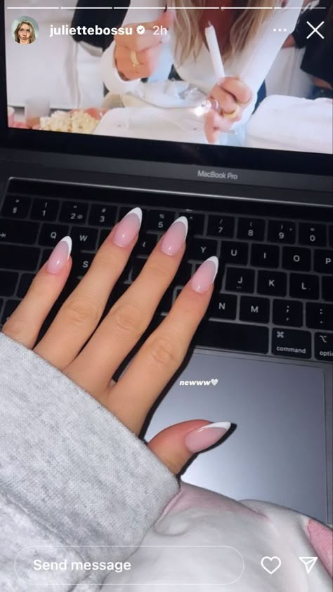 Nails Instagram Story, Short French Nails, Aqua Nails, Short French, Her Nails, Nails Only, Neutral Nails, Pretty Acrylic Nails, Chic Nails