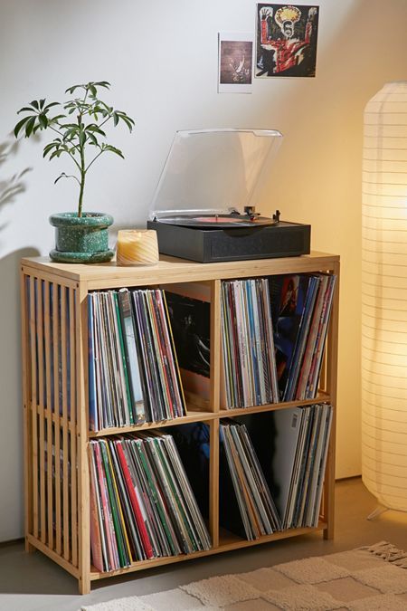 record display Records Display, Dorm Room Snacks, Urban Outfitters Decor, Vinyl Record Storage Shelf, Vinyl Shelf, Small Storage Cabinet, Large Bookshelves, Cube Storage Shelves, Vinyl Display