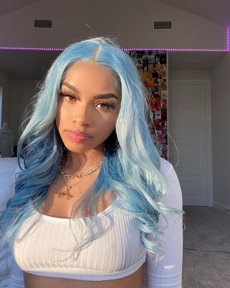 Cadey🦋 on Instagram: “consider yourself blessed, you got to fw the baddest🧊 • • • • •hair from @essencechanelhair •for $$ off (cadey10) •necklaces from…” Light Blue Hair On Brown Skin, Light Blue Hair Black Women, Blue Hair Black Women, Princess Vivi, Baby Blue Hair, Pastel Blue Hair, Light Blue Hair, Dyed Hair Inspiration, Pretty Hair Color