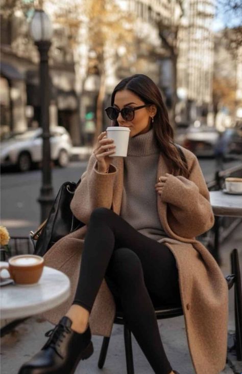 Work For Women, 40 Woman Outfits, Style At 40 For Women, Outfit For Brunch Winter, Fashion Women 2024, Old Money Style Woman Outfit Winter, Classy Fashion Outfits Women, Elegant Outfit Inspiration, 40 Something Fashion