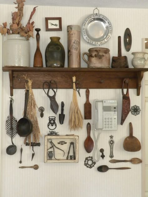 Shabby Chic Kitchen Ideas, Chic Kitchen Ideas, Cocina Shabby Chic, Chic Kitchen Decor, Shabby Chic Kitchen Decor, Diy Kitchens, Vintage Kitchen Utensils, Living Vintage, Primitive Kitchen