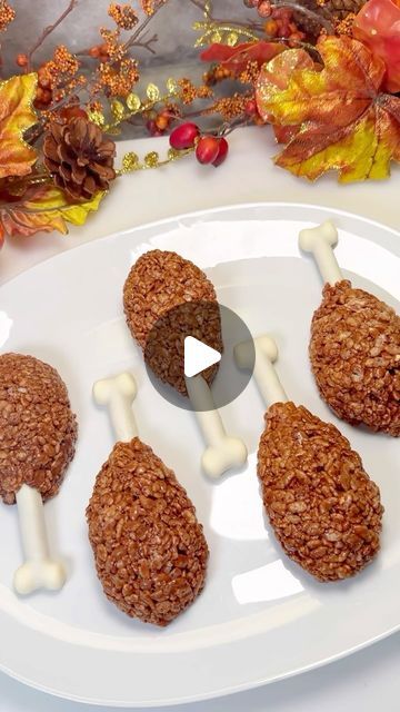 Genevieve LaMonaca on Instagram: "Turkey Legs Treats🍗 Follow @chefgenevieve for 25 Festive Recipes #thanksgiving #friendsgiving   Turkey Leg Rice Crispy Treats Makes 12  Ingredients: 6 pretzel rods 12 mini marshmallows  10oz white melting wafers  1/2 cup salted butter 3 tbsp hot cocoa mix 10 oz mini marshmallow  8 cups rice crispies  Cut pretzel rods in half. Cut mini marshmallows in half and stick each half on the bottom of the uncut side of the pretzel stick.  Melt white melting wafers according to package directions then dip the pretzels in, marshmallow side down.   Allow to dry on parchment paper in the fridge (you can double dip once dried resulting in a better color)  For the rice crispy treats, melt butter in a pot on low heat  then add hot cocoa powder mix. Once fully incorporated Turkey Leg Treats, Rice Crispy Turkey Leg Treats, Rice Krispie Turkey Legs Treats, Thanksgiving Pretzel Rods, Kids Thanksgiving Treats, Turkey Rice Krispie Treats, Friendsgiving Turkey, Thanksgiving Chocolates, Turkey Treats