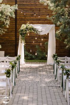 Eucalyptus Down The Aisle, Wedding White Theme Decor, Wedding Food Decorations, Outside Wedding Altar, Wedding Arbour Diy, Outside Isle Wedding, Rug At Alter Wedding, Wedding Arch Inspiration, Diy Wedding Altar Outdoor