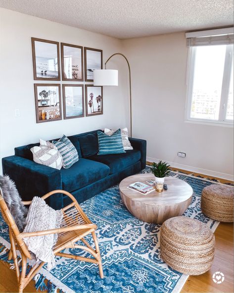 Navy Couch Beach House, Small Beachy Living Room Ideas, Blue Tropical Living Room, Ocean Aesthetic Living Room, Boho Living Room Blue Accents, Beachy Living Room Furniture, Beachy Themed Living Room, Navy Themed Living Room, Bohemian Beach House Living Room