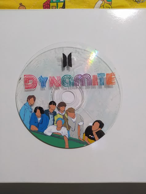 Dynamite cd art #bts #dynamite Bts Aesthetic Painting, Bts Canvas Painting, Bts Painting Ideas, Cd Art Aesthetic, Cd Art Aesthetic Wall, Cd Art Ideas, Cd Drawing, Bts Painting, Bts Diy