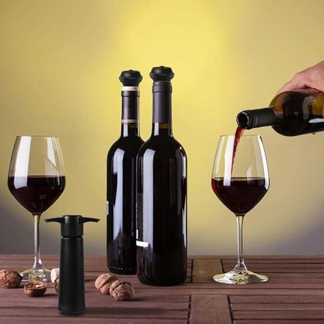 Keep your wine fresh for days with this elite wine saver set. 🍷 The perfect tool for wine lovers everywhere! #winesaver #winelife #drinkfresh Elegant Packaging, Wine Preserver, Premium Wine, Wine Set, Vacuum Pump, Kitchen Utensils Gadgets, Wine Lovers, Soft Silicone, Pumps