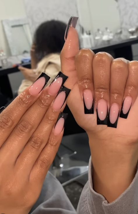 Black Frend Tip, Black Nail Sets Medium Coffin, Black Design Coffin Acrylic Nails, Nail Ideas French Tip Black, Long Acrylic Nails Black French Tip, Basic Nail Set Ideas, Long Black French Tip Nails With Design, Long Simple Nails Acrylic, Square French Tip Acrylic Nails Black