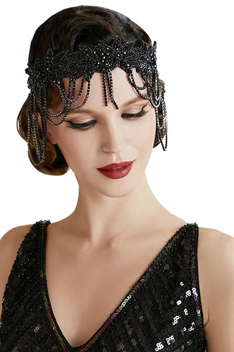 Amazon.com : BABEYOND 1920s Flapper Headpiece Headband Great Gatsby Chain Headband for Women (Black) : Beauty & Personal Care 21st Bday Photoshoot, Roaring 20s Hairstyles, 20s Headband, Great Gasby, Wrap Skirt Long, Beauty And The Beast Jr, 1920s Hair Accessories, Gatsby Party Outfit, 20s Hair