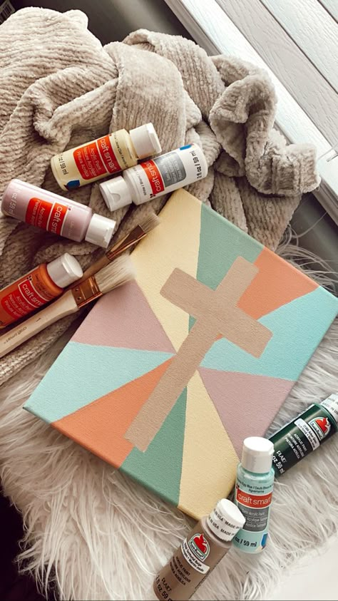 Cute Simple Things To Paint On A Canvas, Simple Cross Painting, Easy Cross Paintings On Canvas, Easy Painting Ideas On Canvas Valentines, Easy Panting Ideas Aesthetic, Easy Cross Painting, Christian Easy Drawings, Painting Ideas On Canvas Cross, Diy Christian Painting