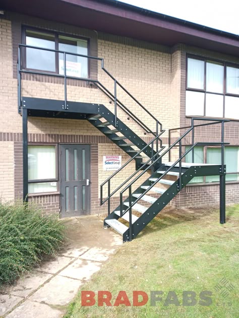 Staircase Straight, Large Staircase, Exterior Staircase, Straight Staircase, Staircase Metal, Metal Staircase, Black Staircase, Steel Staircase, Outside Stairs