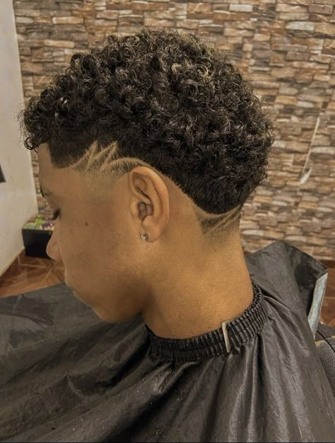 Men Short Hair Fade, Hair Designs For Boys, Cornrow Braids Men, Fade Haircut Designs, Taper Fade Short Hair, Hair Designs For Men, Fade Haircut Curly Hair, Taper Fade Curly Hair, Drop Fade Haircut