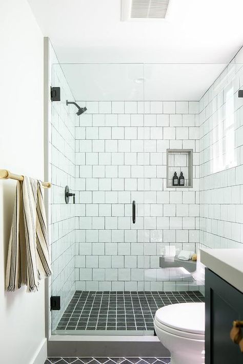 Part 1: Fresh Classic Alternatives to Subway Tile - Home Glow Design Tile Grout Ideas, Square Tile Bathroom, Pinterest Bathroom, White Square Tiles, Floor Tile Grout, Glow Design, Black Brick Wall, Black Floor Tiles, Shower Wall Tile