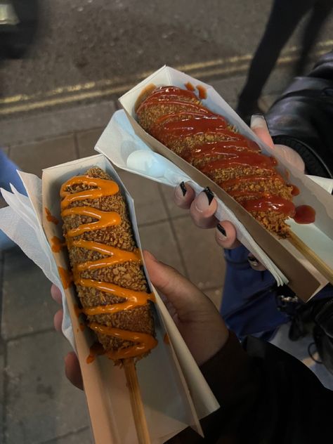 korean corn dogs Korean Corndogs Aesthetic, Korean Corn Dogs Aesthetic, Corn Dogs Aesthetic, Corndogs Aesthetic, Korean Corn Dog Aesthetic, Corn Dog Aesthetic, Corndog Aesthetic, Street Food Date, Korean Hotdogs