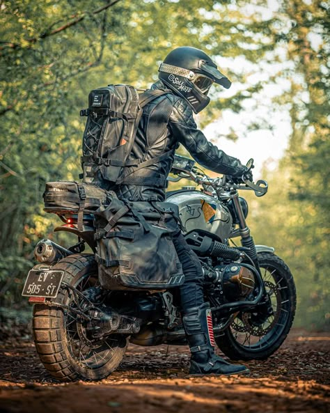 Dystopian Motorcycle, Offroad Motorcycle, Adventure Bike Motorcycles, Motorcycle Camping Gear, Best Motorbike, Motorcycle Adventure, Stylish Bike, Women Motorcycle, Motorcycle Ride