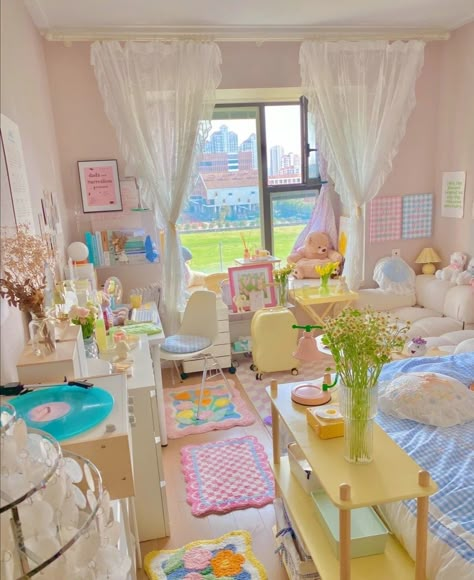 Light Room Aesthetic, Softie Aesthetic, Pastel Aesthetic Room, Danish Pastel Room, Pastel Room Decor, Dekorasi Kamar Tidur, Cute Bedroom Ideas, Stylish Aesthetic, Light Room