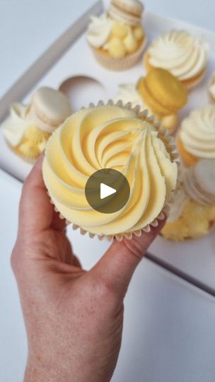 20K views · 1.3K reactions | I can't wait to start making summer cupcakes!!! 💛 

Nozzel - Jem 3J 
Colour - @colour.mill Lemon
Boxes - @olbaa_cake_box 
(You can use code CHOCO10 for ££ off)

#cupcakereel #cupcakepiping #cupcakeswirl #cupcakesofinstagram #cutecupcakes #lemoncupcakes #prettycupcakes #manchestercupcakes #cupcakelove #cupcaketrend #cupcaketutorial #cupcakepiping #buttercreamswirl #colourmillmade #olbaa | Choco Bear Cakes | chocobearcakes · Original audio Sunflower Cupcakes, Cupcake Piping, Summer Cupcakes, Cupcake Tutorial, Pretty Cupcakes, Lemon Cupcakes, Sunflower Yellow, Cute Cupcakes, Cake Box