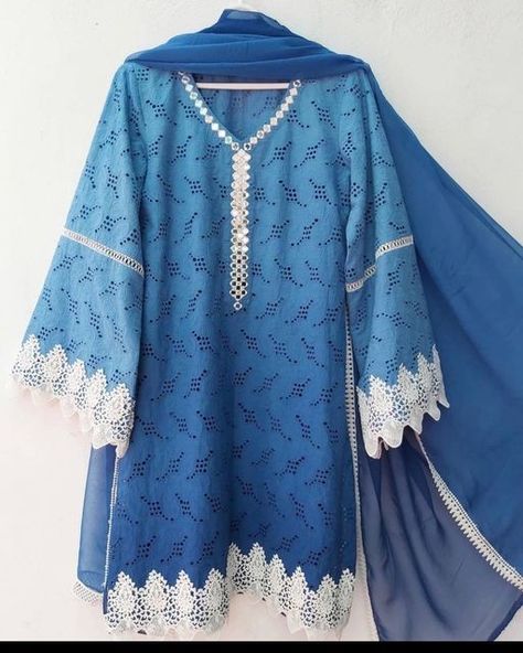 Women Shirt Designs, Chicken Kari, Full Sleeves Design, Lace Suit, Lace Dress Design, Latest Dress Design, Simple Kurta Designs, Trendy Shirt Designs, Dress Design Patterns